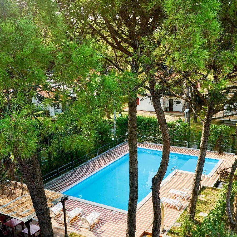 G/Hotel Lignano リニャーノ・サッビアドーロ エクステリア 写真